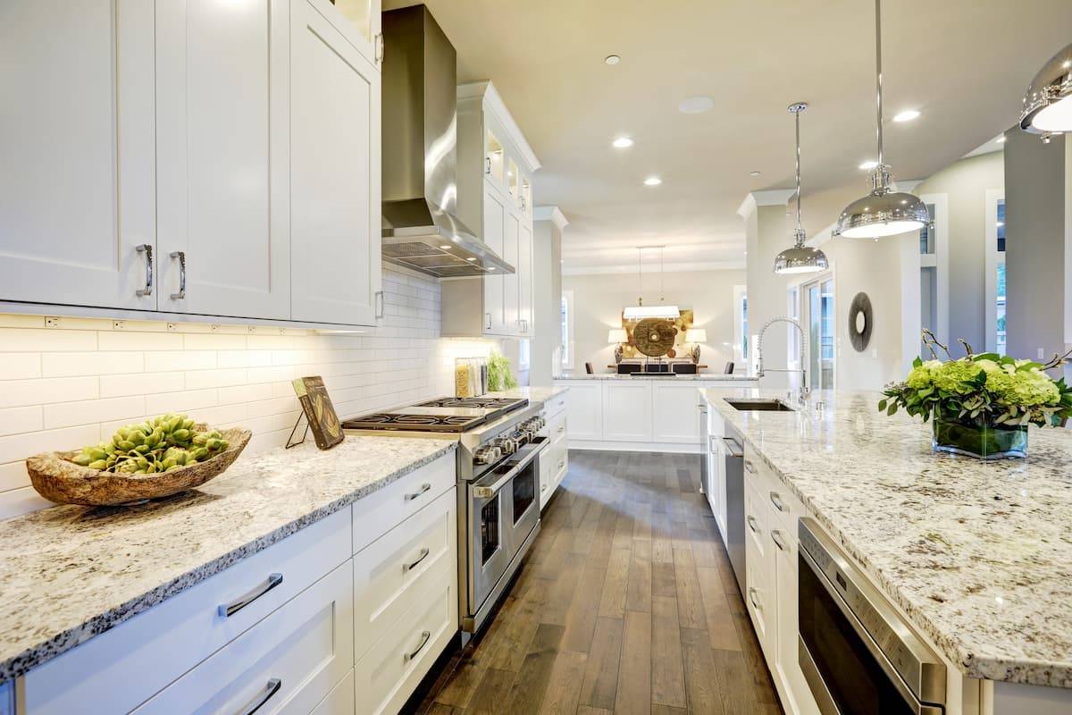 White Kitchen Design In New Luxurious Home